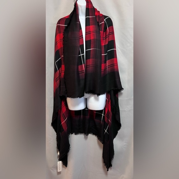 Soft Surroundings Red And Black Plaid Fringe‎ scarf artsy light wrap Viscose NWT